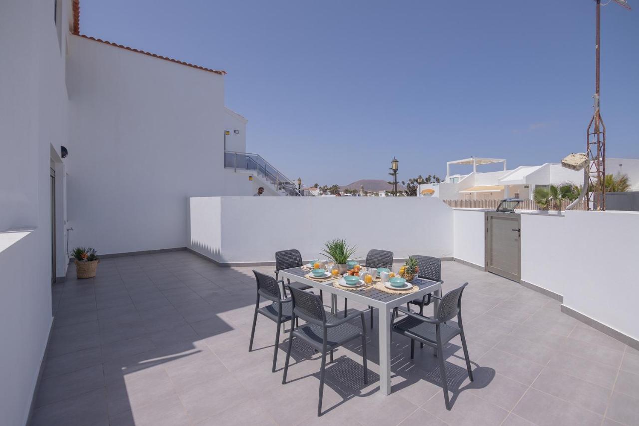 Apartment Urban 3 Beachfront Corralejo By Holidays Home Bagian luar foto