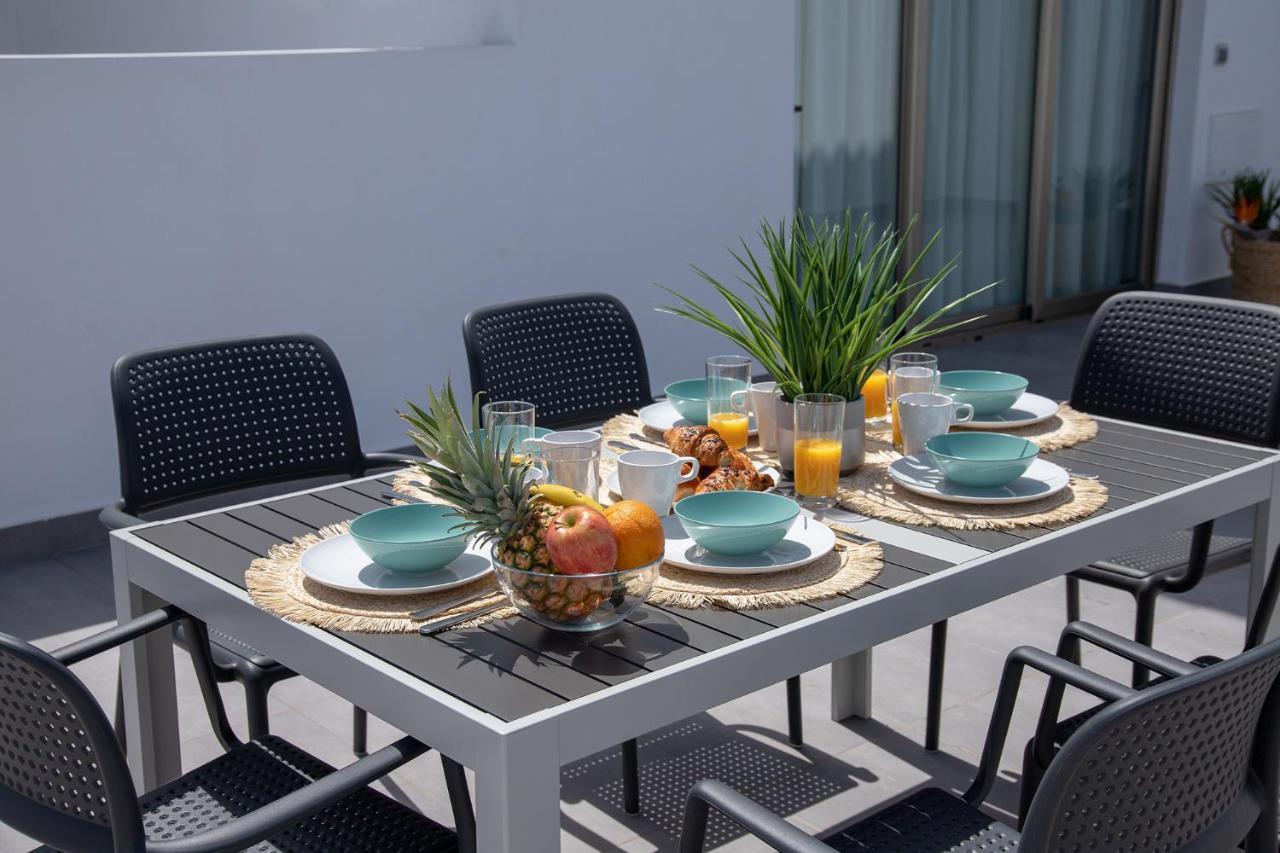 Apartment Urban 3 Beachfront Corralejo By Holidays Home Bagian luar foto